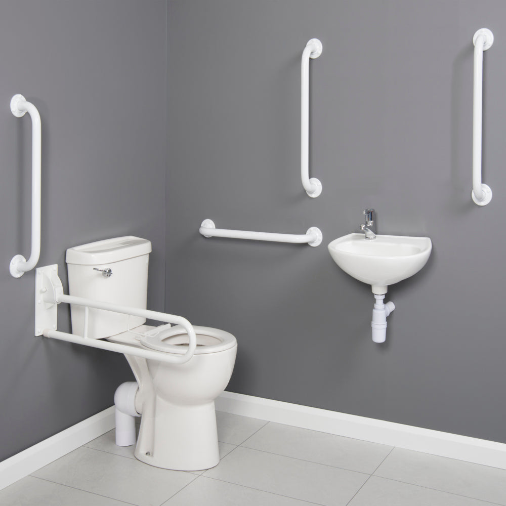 Close Coupled Disabled Cistern with Lever