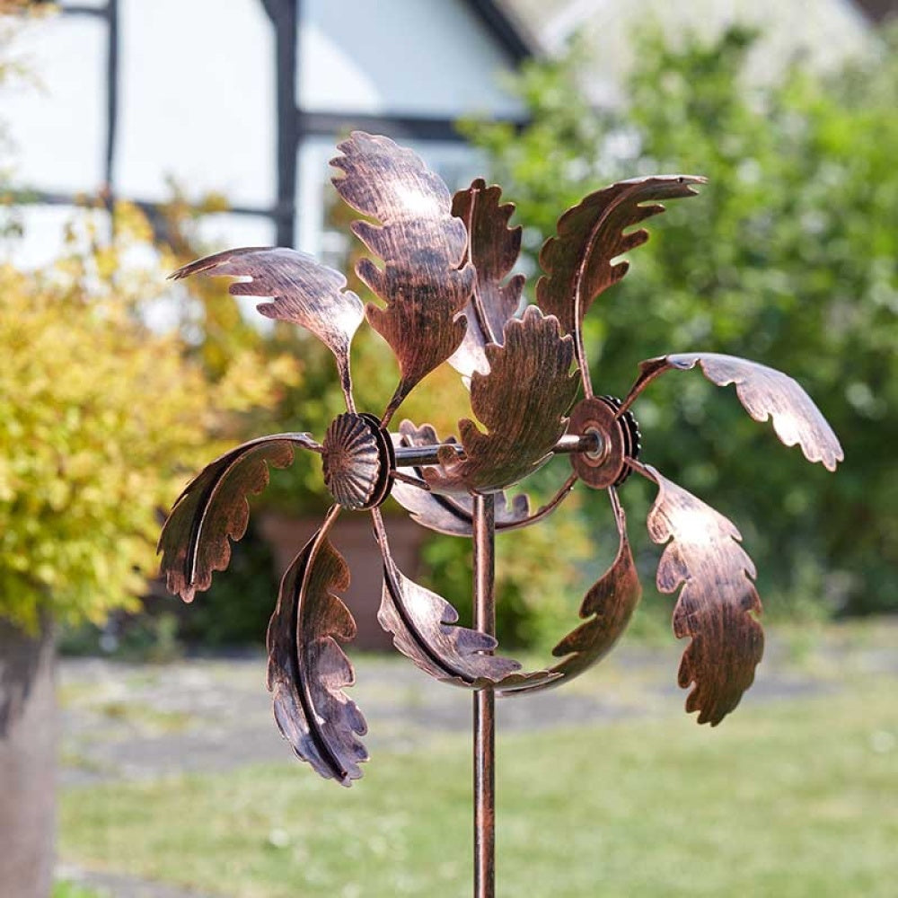 Flamboya - Oak Leaf Wind Spinner