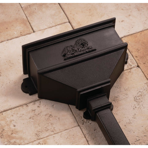 Brett Martin - Cast Iron Style Long Hopper Lion