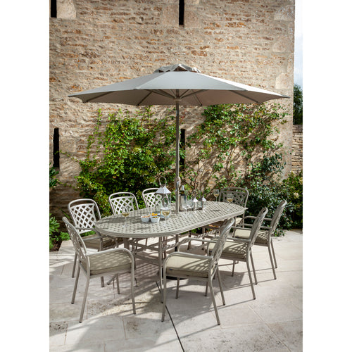 Berkeley 8 Seater Cast Aluminium Oval Set