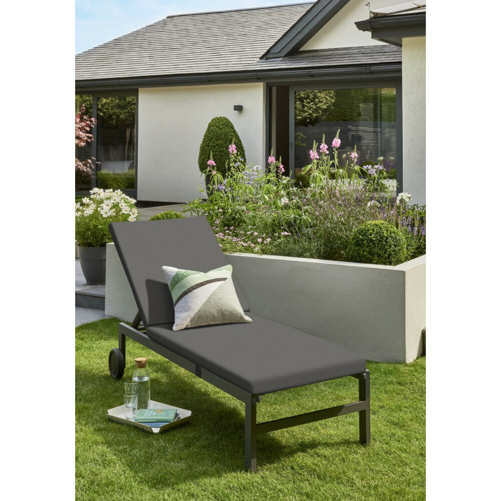 Titchwell Sun Lounger & Cushion