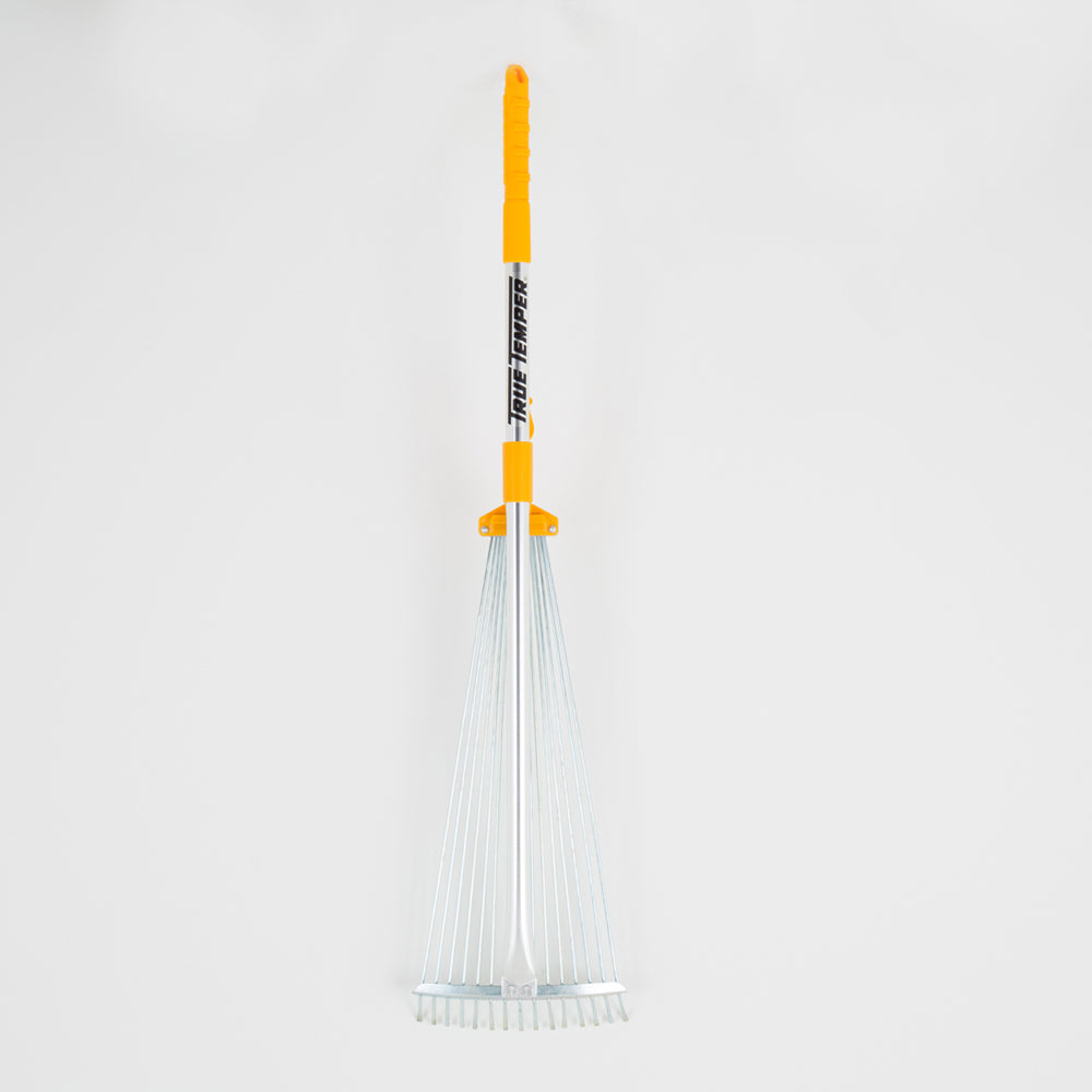 True Temper Telescopic Wire Rake
