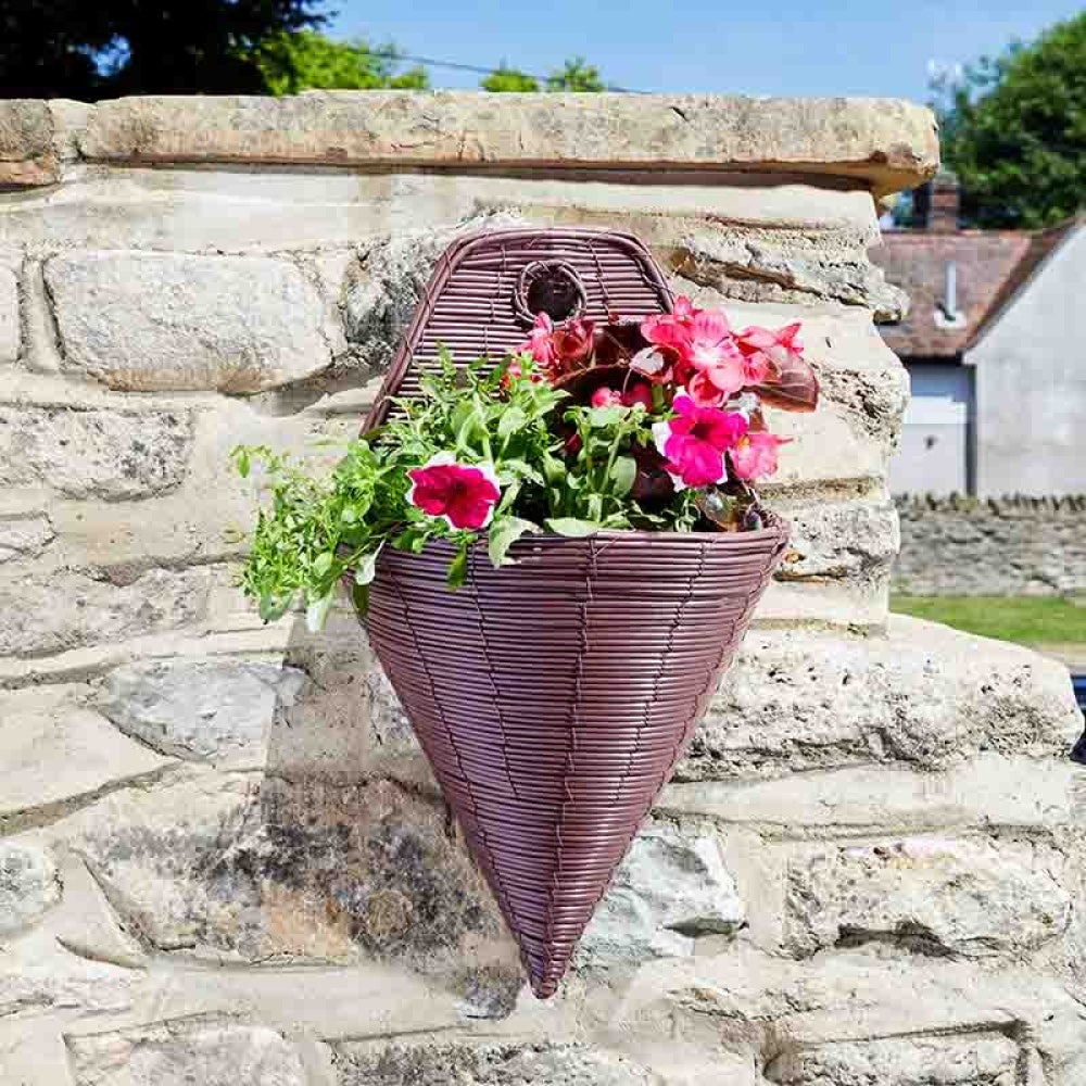 Smart Garden - 14in Chestnut Faux Rattan Wall Torch